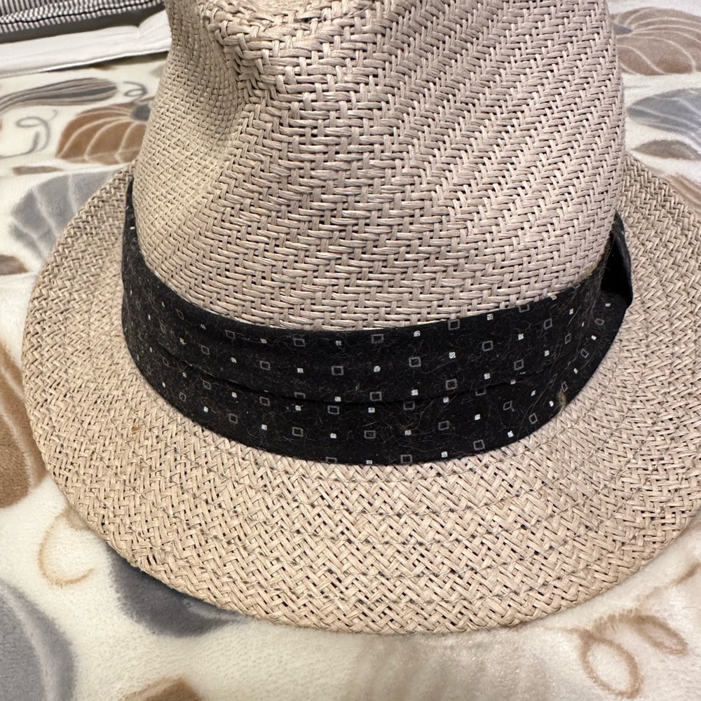 D&Y Black Fedora with Textured Band